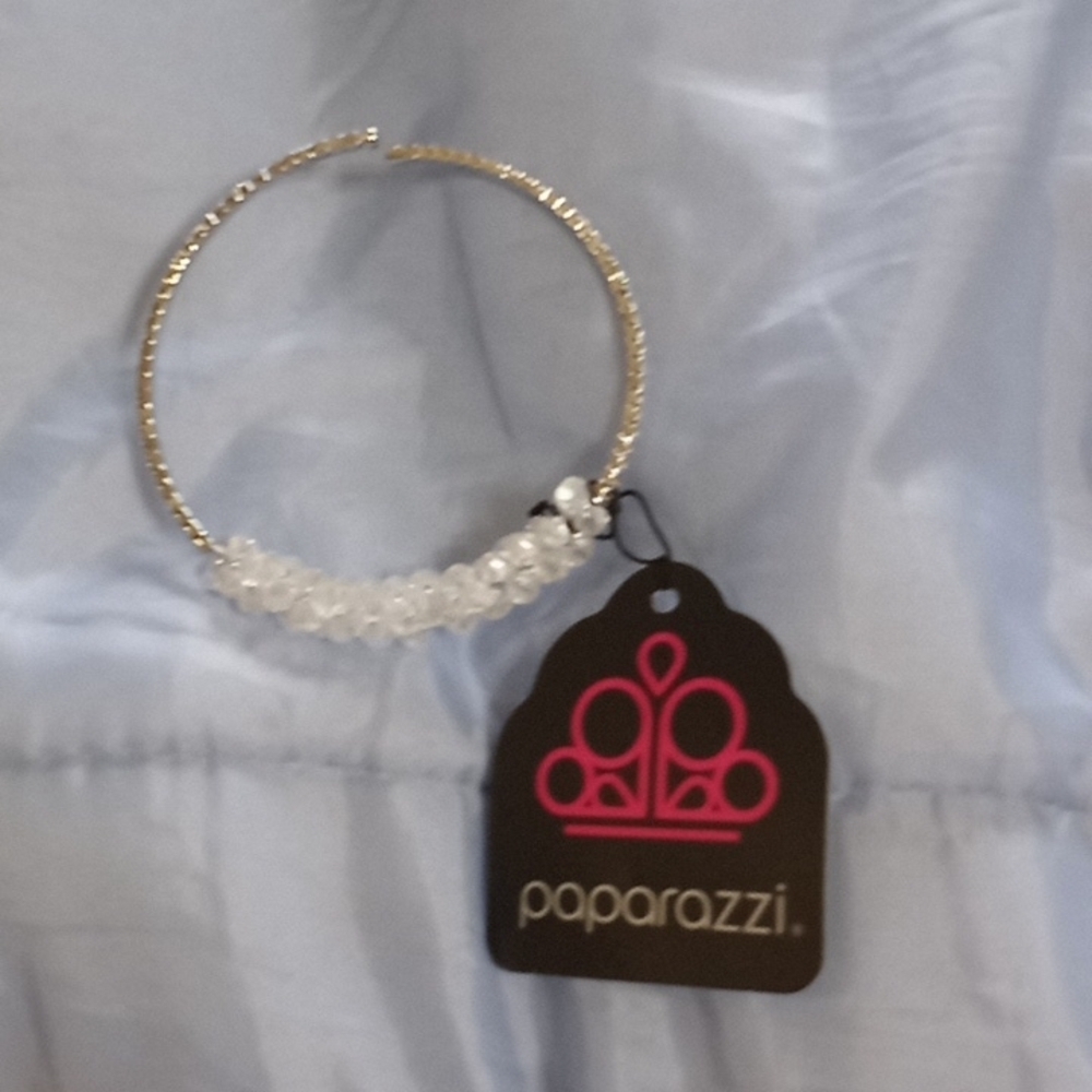 Baubly Personality White Bracelet. NWT